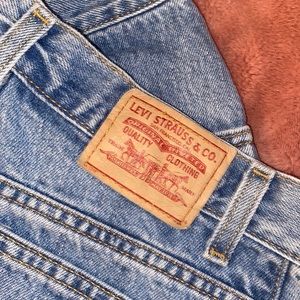 High-Waisted Levi shorts